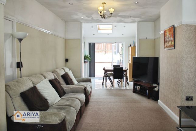 39 Oakthorpe Avenue, Leicester photo 2