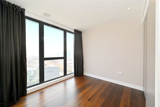 Flat for sale in Centre Heights, 137 Finchley Road, Swiss Cottage, London
