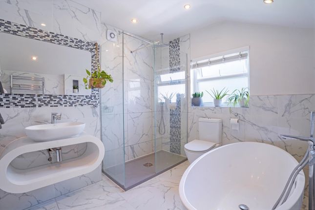 107, Moffat Road, London photo 4