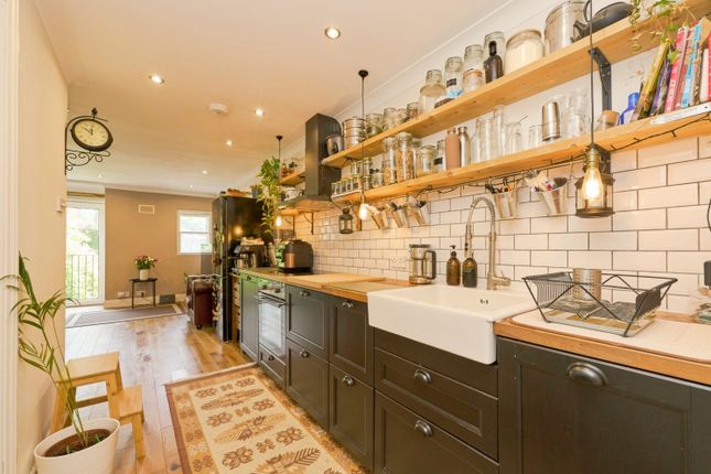 1-bed flat on 19, Kingswood Terrace, London, £350,000