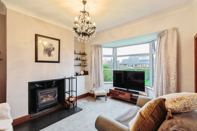 12, Robins Lane, Lancashire photo 2