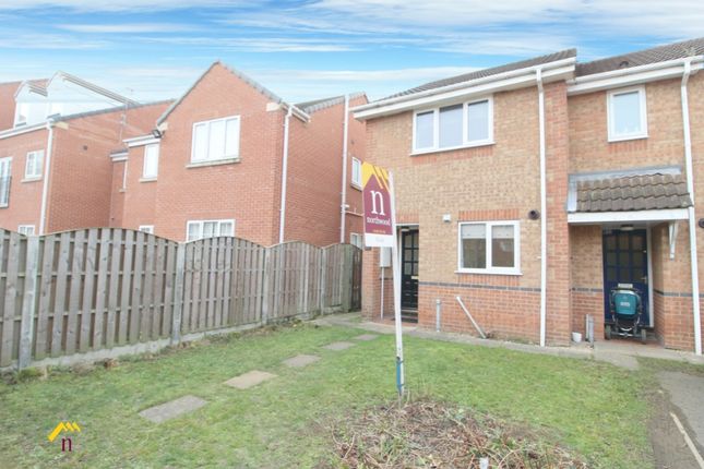 Thumbnail Town house to rent in Manor House Court, Scawthorpe, Doncaster