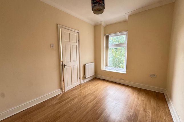6 Cross Thomas Street, Merthyr Tydfil photo 4