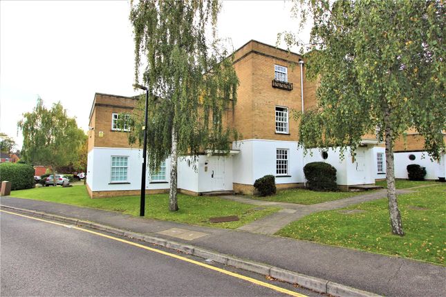 Thumbnail Studio for sale in Leigh Hunt Drive, Southgate, London