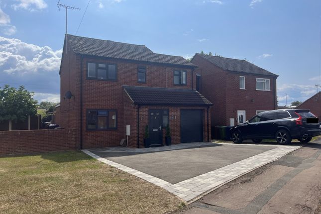 4Â Bedroom Semi Detached For Sale