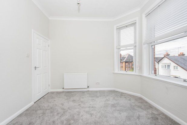 Flat to rent in 10 York Road, Guildford