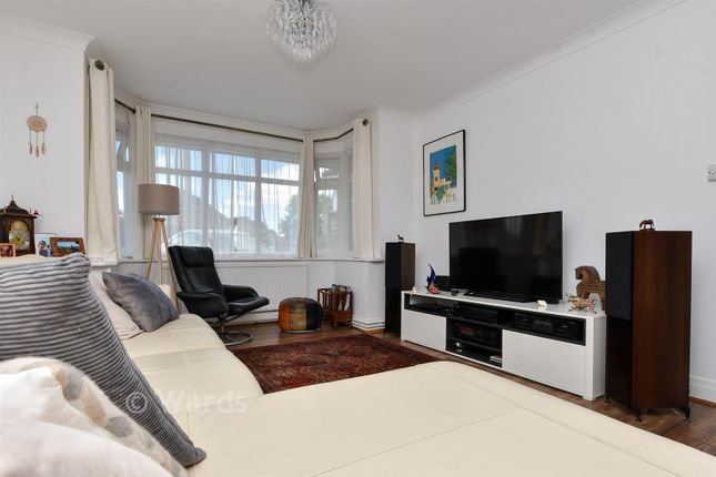 6, Holbrook Drive, Ramsgate photo 3