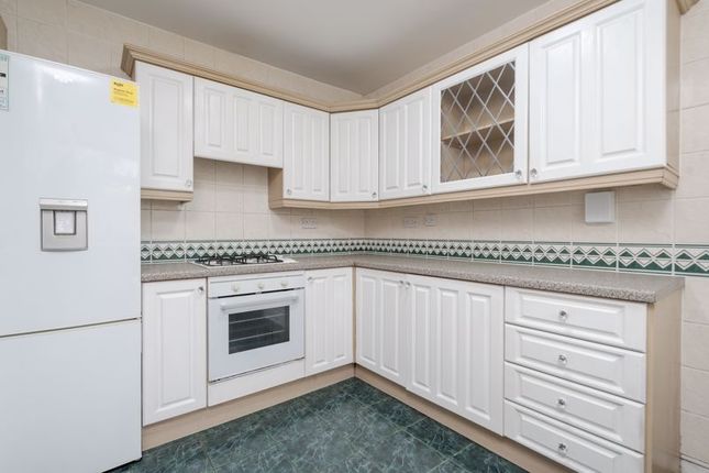 35, Heathfield Drive, Bolton photo 3