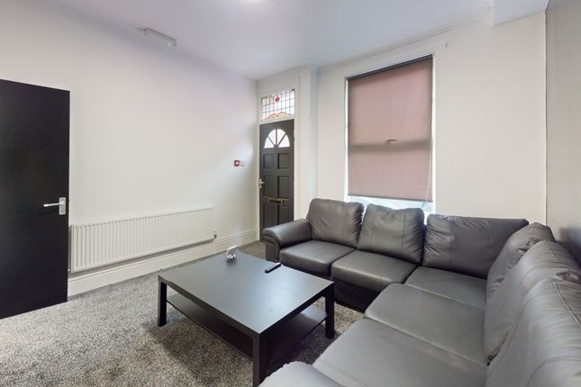 Meadow View, Leeds photo 2