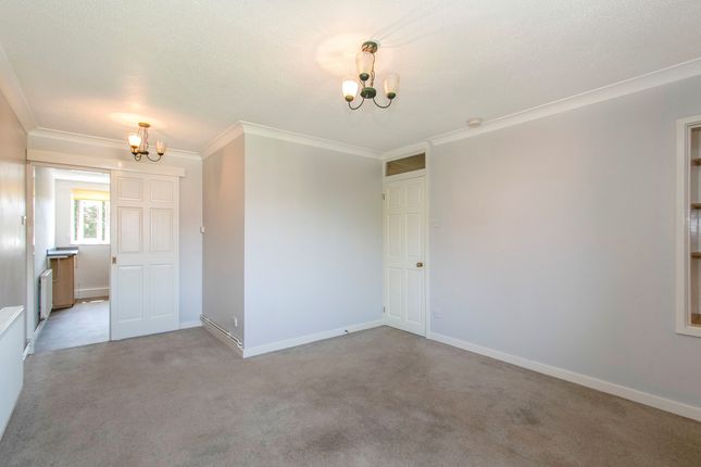 Carisbrooke Court, New Milton photo 4