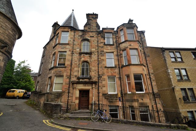 Thumbnail Flat to rent in Princes Street, Stirling