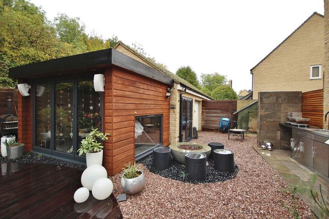 Oakdale Lane, Witney photo 4