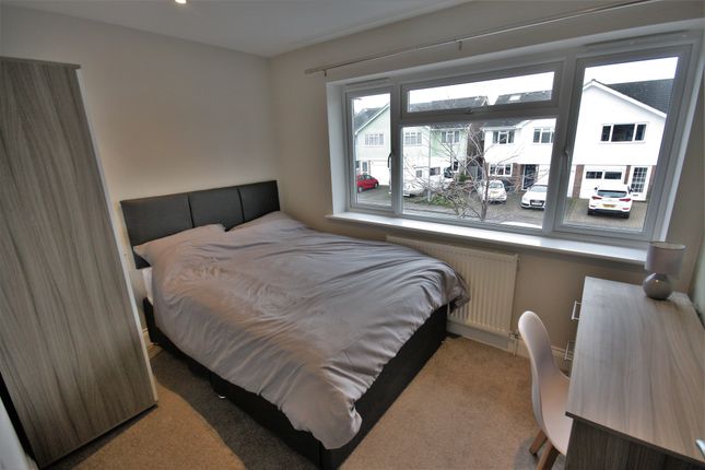 Room to rent in Rossendale, Chelmsford