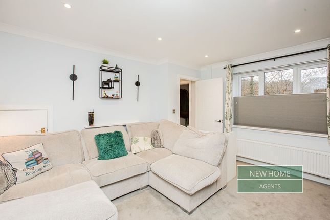 65, Forest View, Mountain Ash photo 3