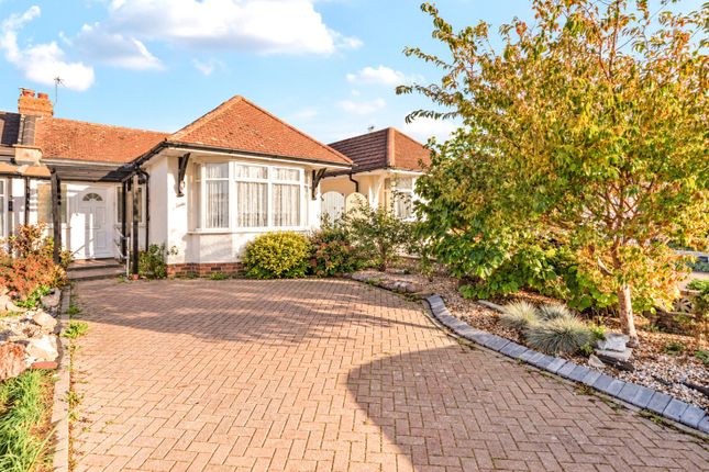 2-bed bungalow on George V Avenue, West Sussex, £290,000