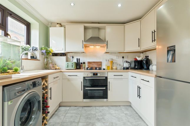 10, Cork Street, Eccles photo 3
