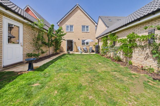 17, Rawlinson Crescent, Bury St. Edmunds photo 4