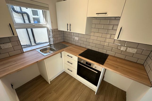 Flat 20, 76-77, Avondale Road, GREAT YARMOUTH photo 2
