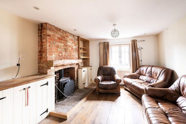 16a, Weston Road, Aylesbury photo 3