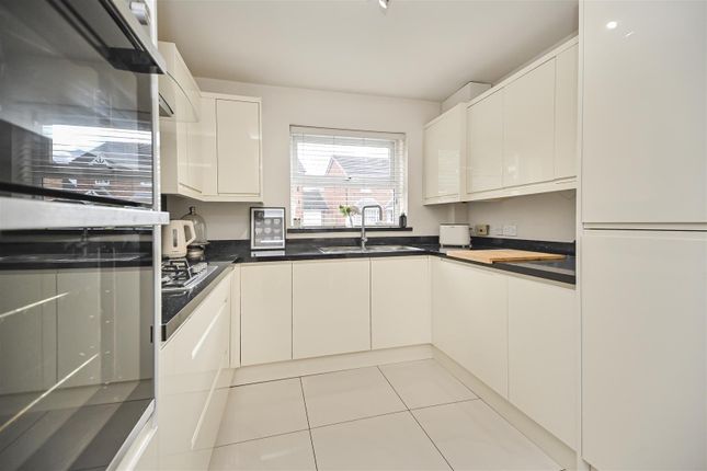 67, Guest Street, Leigh photo 3