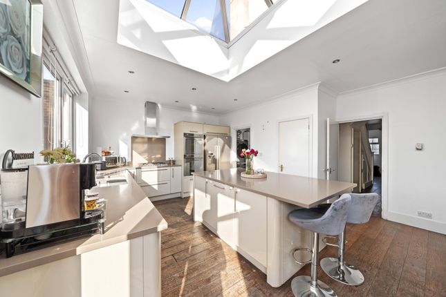 78, Leysdown Road, London photo 4