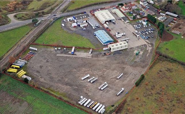 Light industrial to let in Yorkshire House Weeland Road, Hensall, Goole