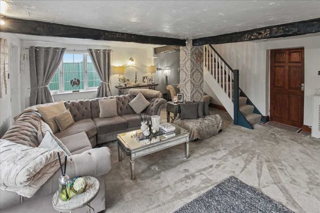 Wisteria Cottage 36, Main Street, Nottingham photo 4