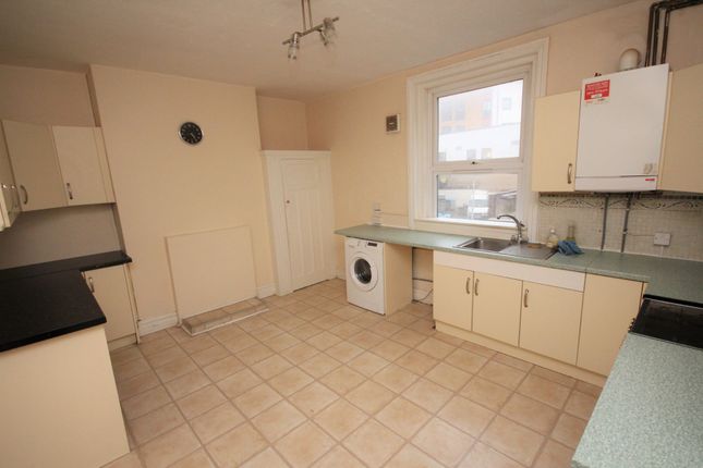 Maisonette to rent in Southcote Road, Bournemouth