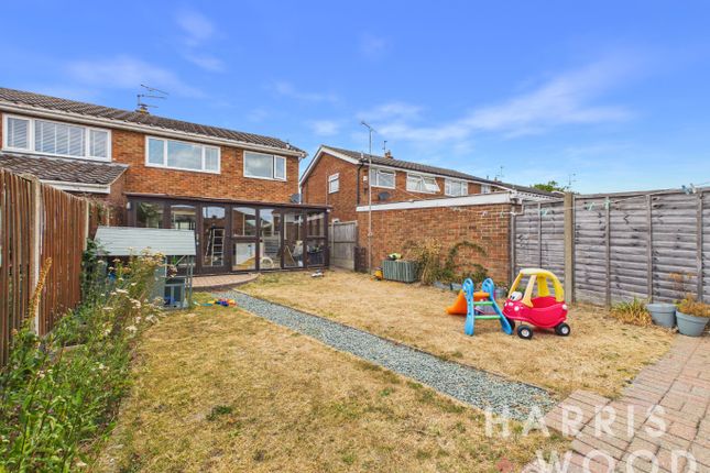 14 Townsend Road, Tiptree, Essex photo 4