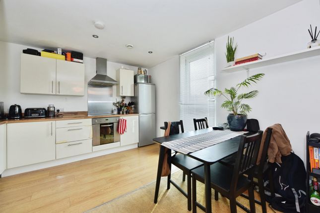 Apartment 3 Cornish Square, 4, Penistone Road, South Yorkshire photo 4