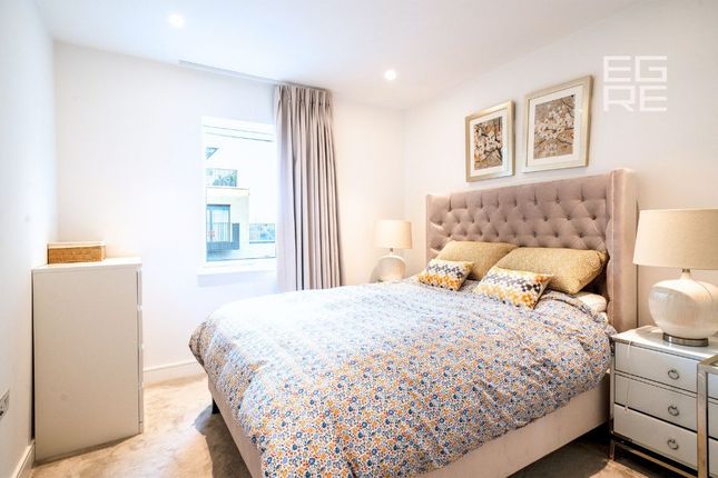 195, Faulkner House, London photo 3