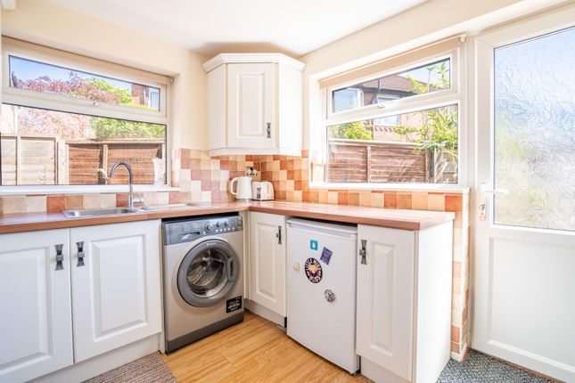 16, Leyland Road, York photo 4