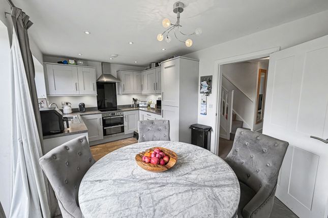 5 Victory Avenue, Whitchurch photo 3