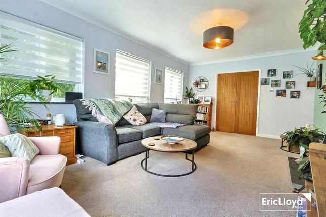 31, Churston Way, Brixham photo 4