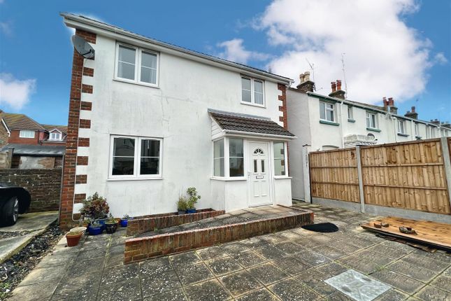 Nyewood Place, Bognor Regis photo 2