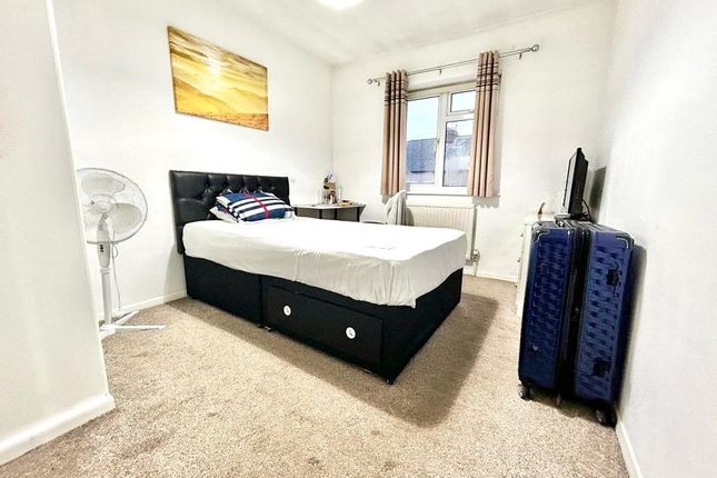 Room 6, 152, Great Knollys Street, Reading photo 3