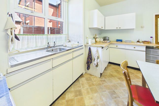 7, Hall Lane, Wigan photo 4