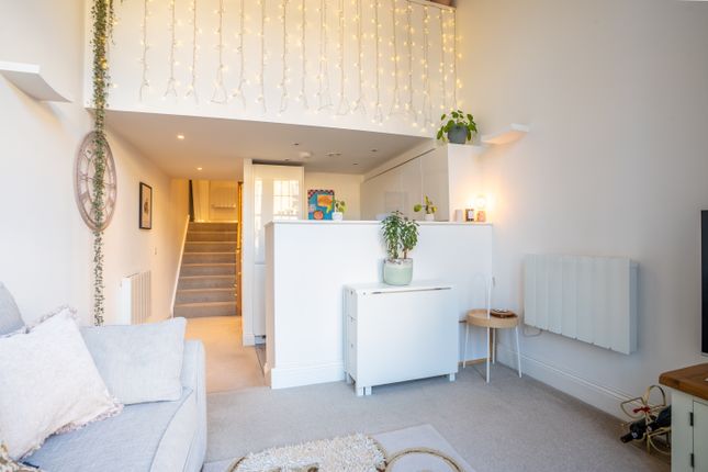 Flat 24, The Old School House, Leeds photo 3
