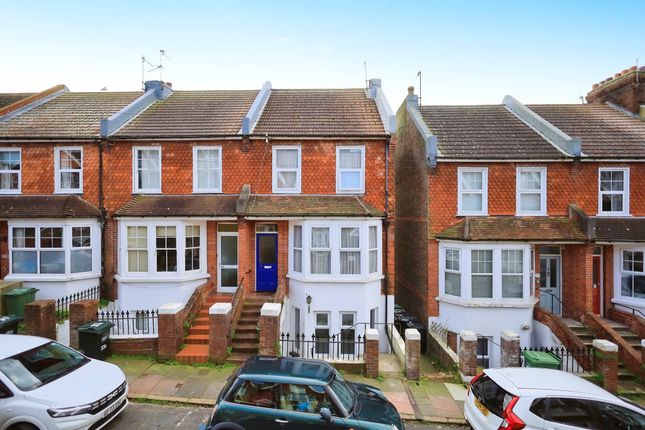 Flat for sale in Gore Park Road, Eastbourne