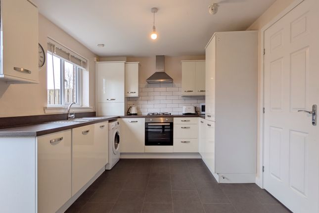22, Kersebrock Place, Larbert photo 2