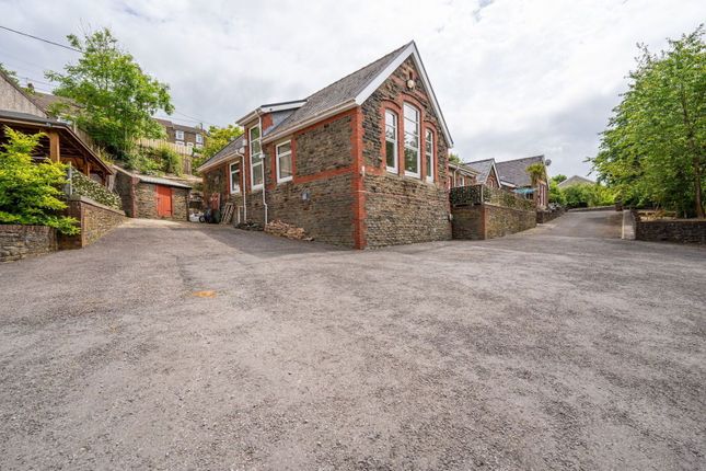 Hen Ysgol, Duffryn Terrace, New Tredegar photo 3