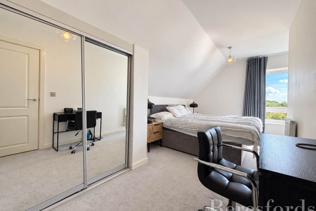 1, Bushell Way, Hornchurch photo 4