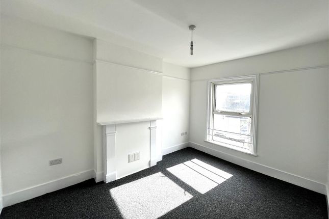 Flat for sale in Tower Road, St. Leonards-On-Sea