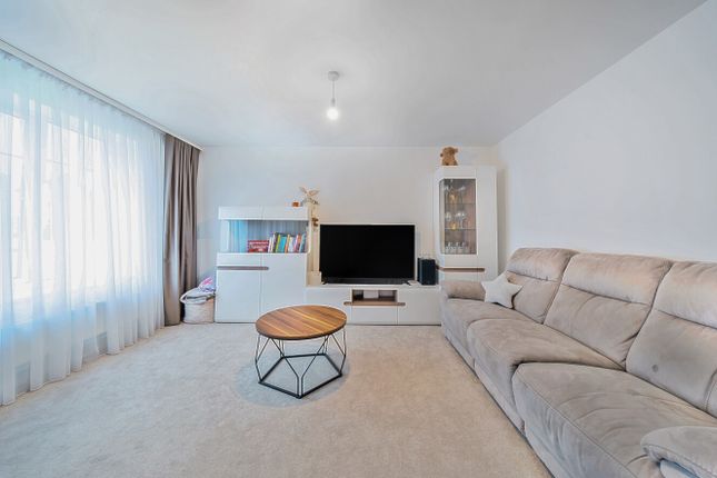 8, Sanderling Close, Frinton-on-Sea photo 4