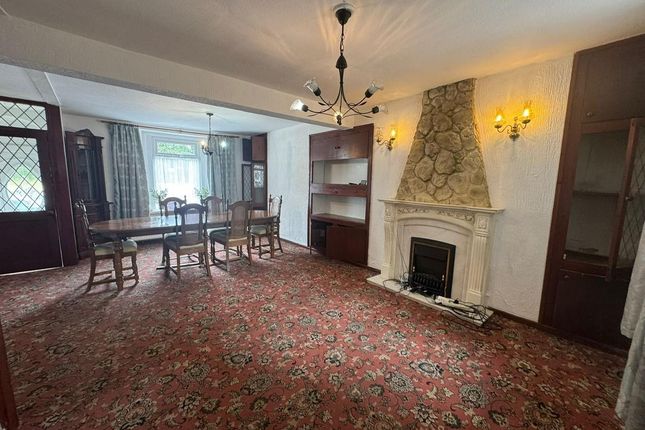 209, Clydach Road, Swansea photo 3