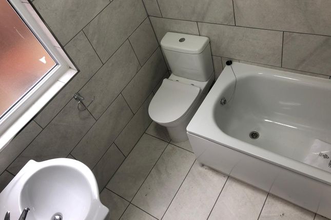 4C Third Avenue, Second Floor Flat, LONDON photo 4