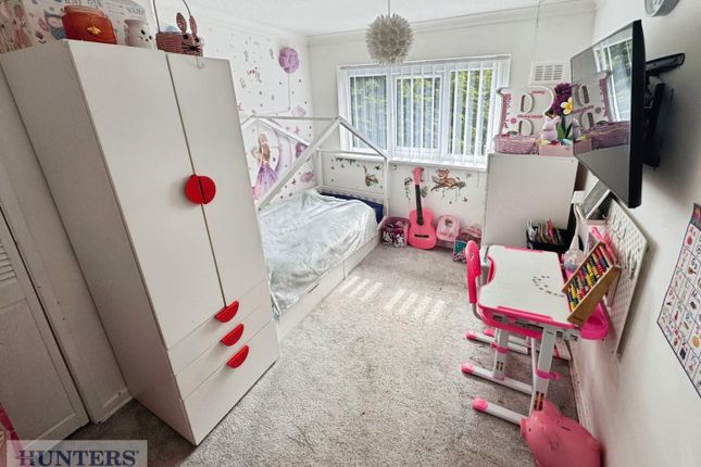 28, Dean Close, Peterlee photo 2