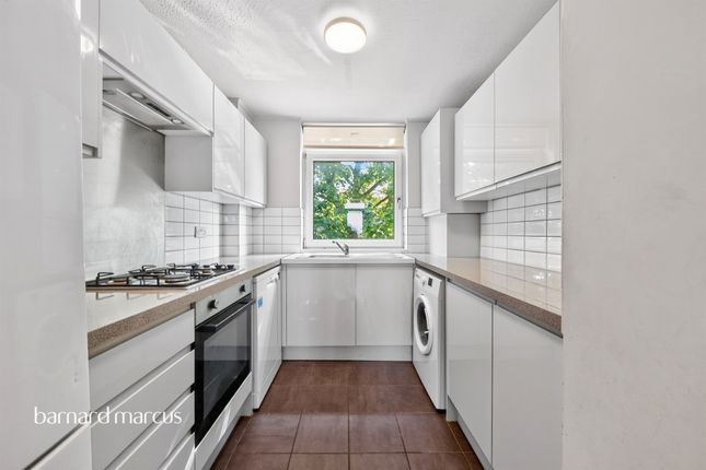 1301a, High Road, London photo 2