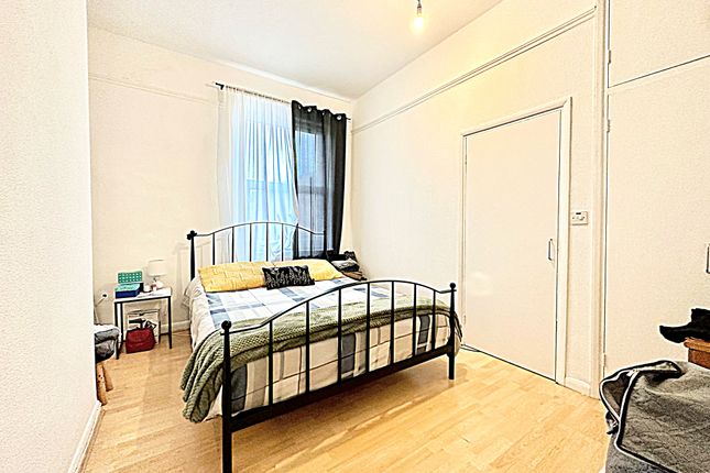 Flat to rent in St. Marys Street, Bedford