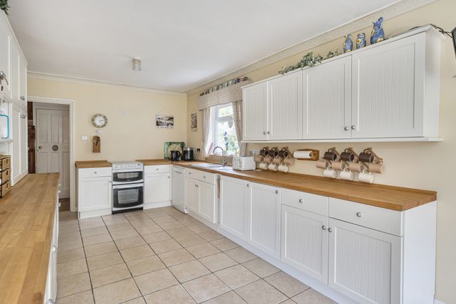 1361608-10-68E676...